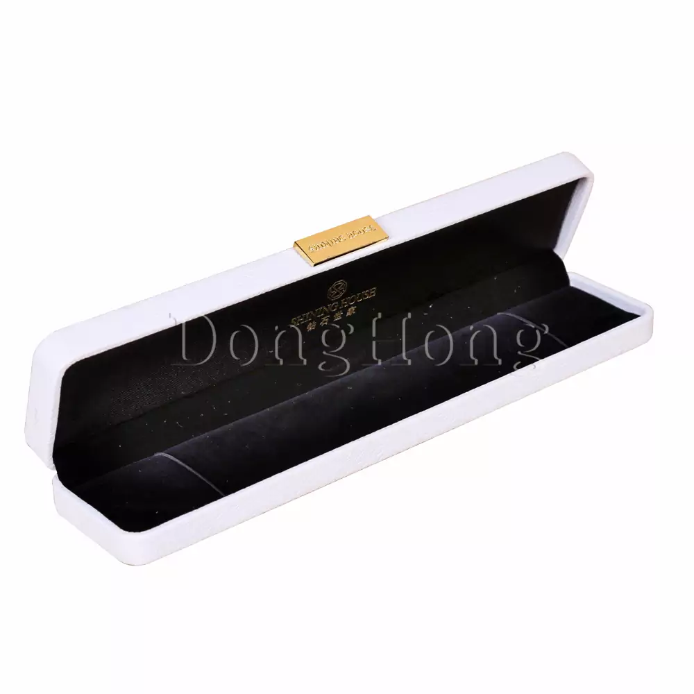 Hinged Texture White Leather Gift Box 