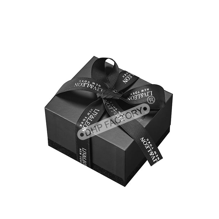 Custom Engagement Jewelry Gift Boxes 